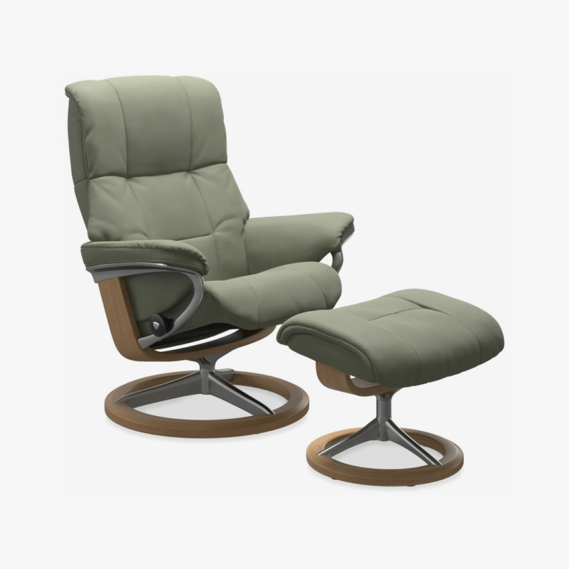 Stressless® Mayfair Medium Leather Recliner - Signature Base