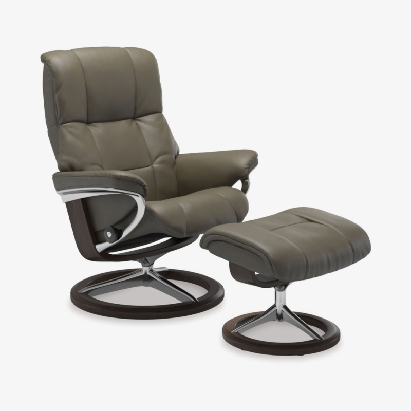 Stressless® Mayfair Medium Leather Recliner - Signature Base