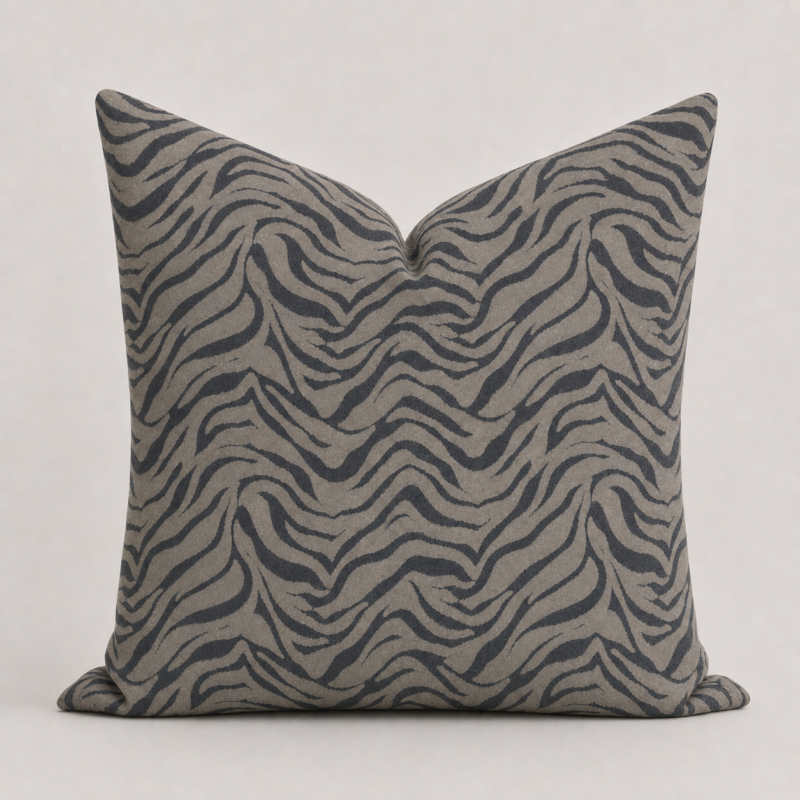 SCATTER CUSHION 550 x 550 CEBRA EARTH
