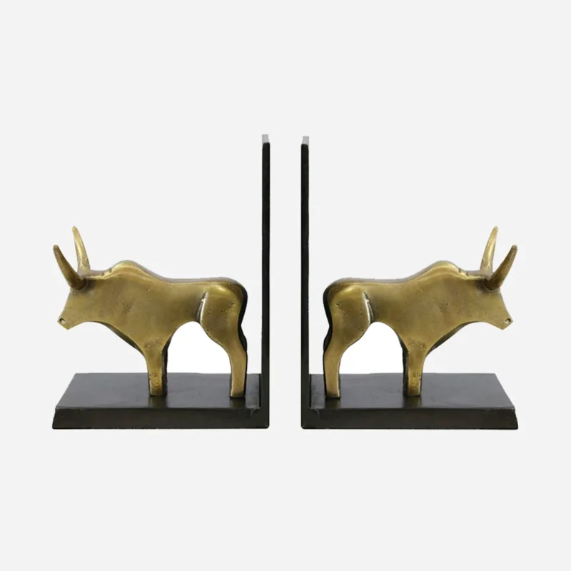 BULL BOOKENDS IN BRASS FINISH