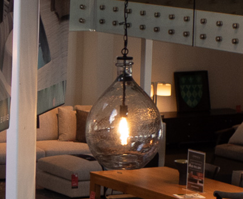 LARGE CLEAR PENDANT LIGHT