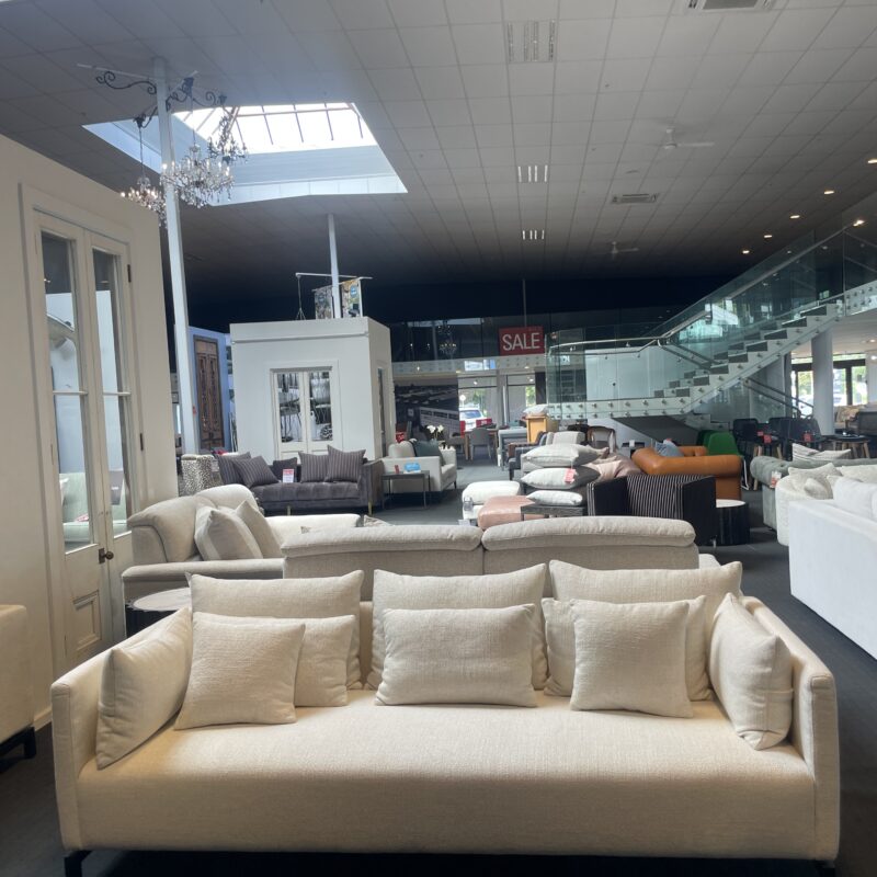 AMALFI FABRIC 3.5 STR SOFA SAND