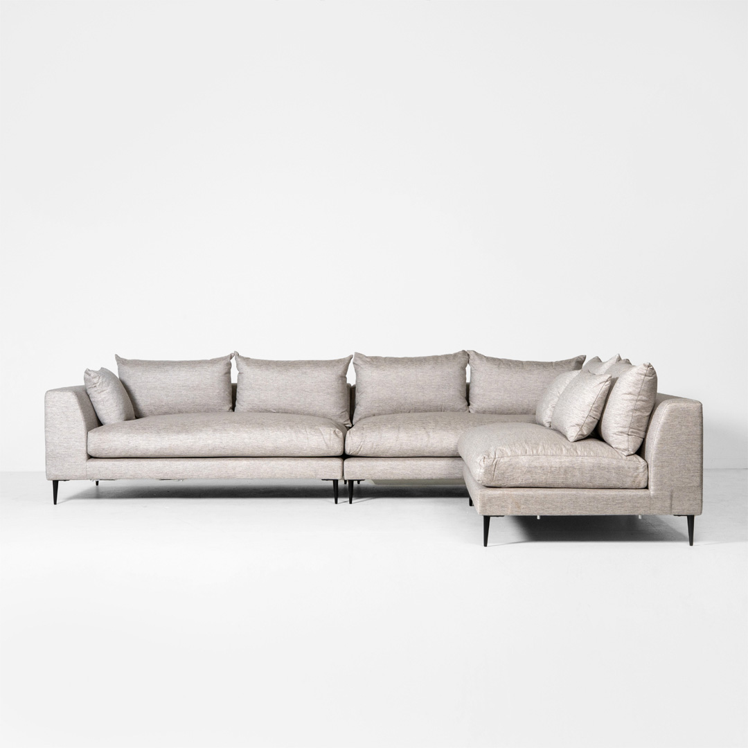 JAMESTOWN MODULAR SOFA
