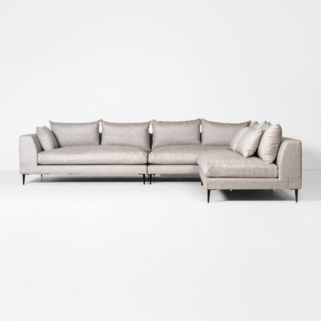 JAMESTOWN-MODULAR-SOFA