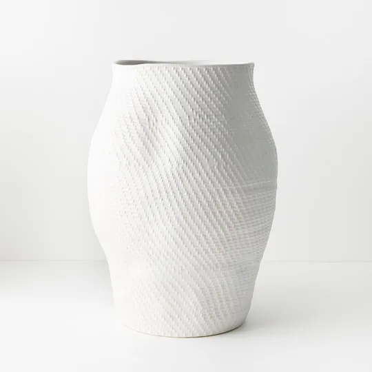 Kalena Decorative Pot