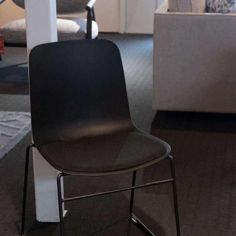 RITZ DINING CHAIR BLACK