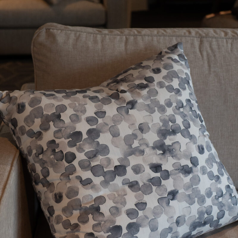 SCATTER CUSHION