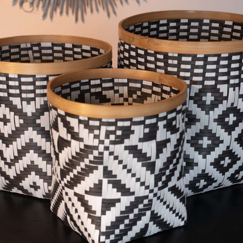 SET OF 3 SQUARE BASKETS WHITE AND BLACK