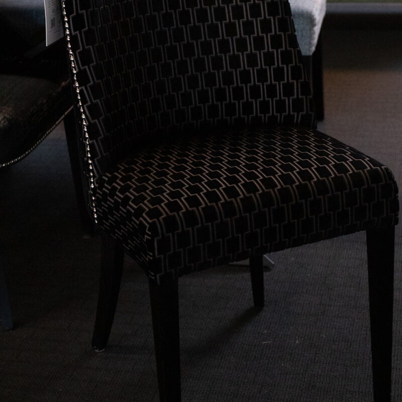 ARIA LOUNGE CHAIR BLACK