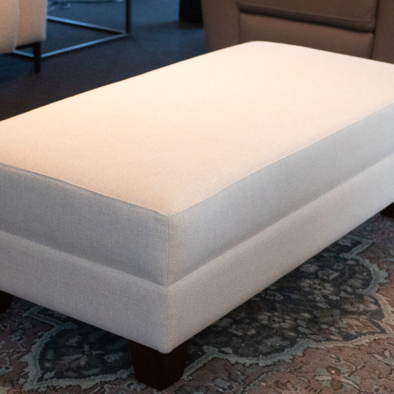 ZARRA OTTOMAN 1000 X 600 CREAM