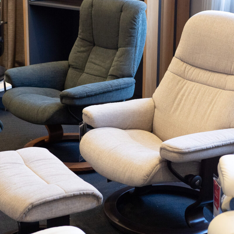 STRESSLESS SUNRISE MED CHAIR & FST CLASSIC BASE