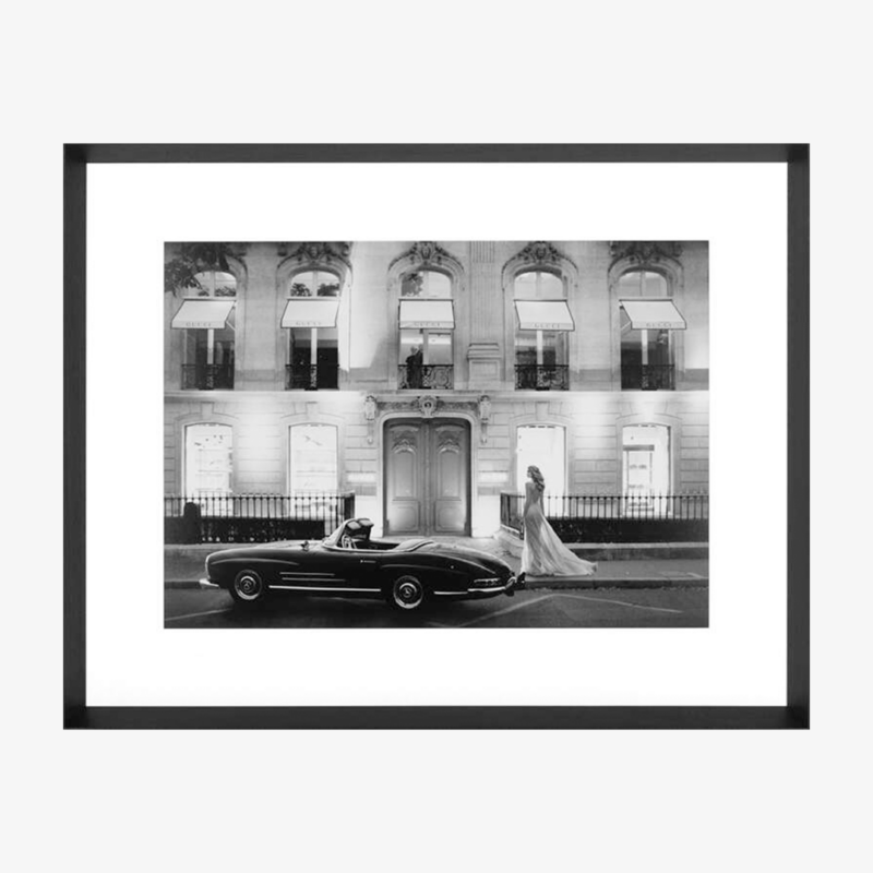 MERCEDES IN FRONT OF THE STORE PRINT