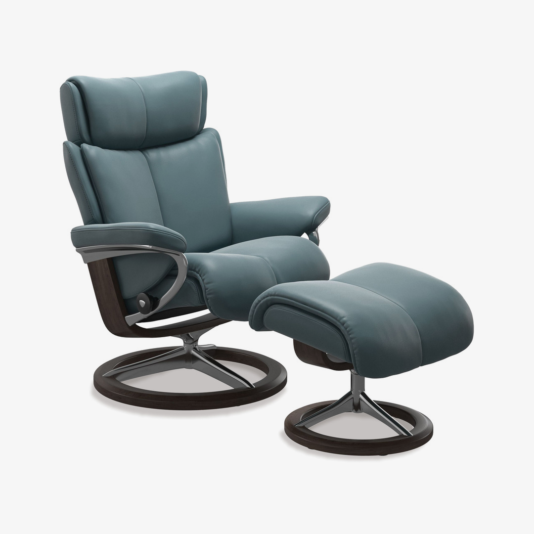 Stressless® Magic Large Leather Recliner - Signature Base