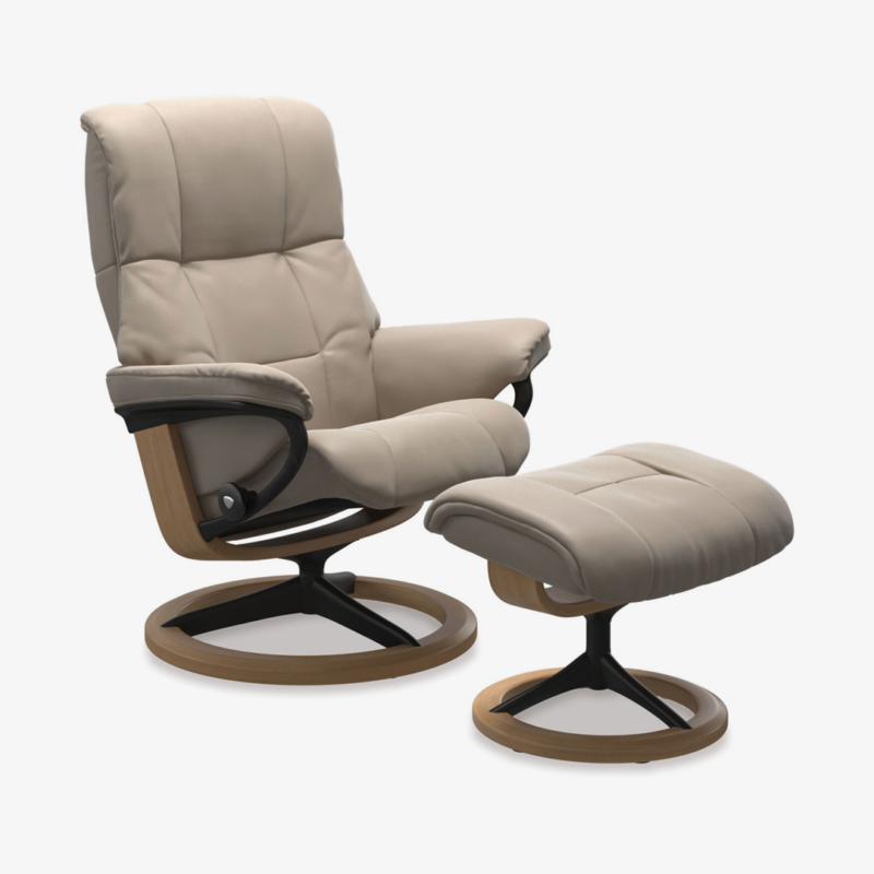 Stressless® Mayfair Medium Leather Recliner - Signature Base