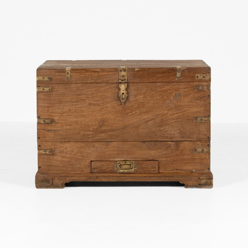 Tivoli Iron Bound Trunk