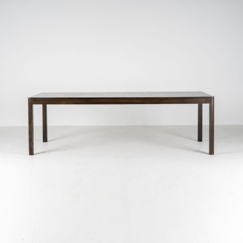 ARMANI DINING TABLE