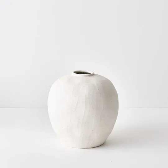 Alecta Decorative Pot